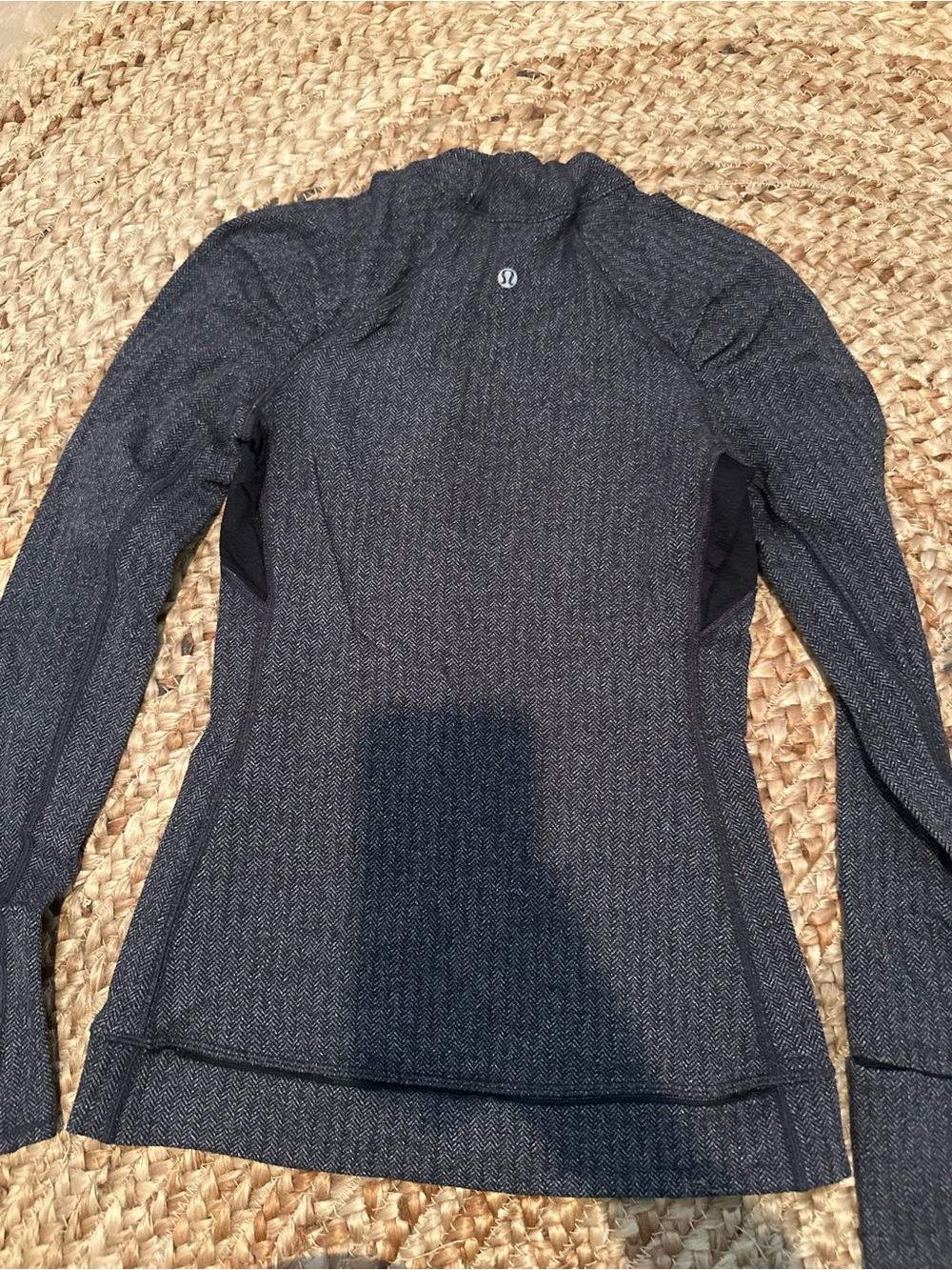LULULEMON BASE RUNNER LONG SLEEVE - Picture 5 of 5